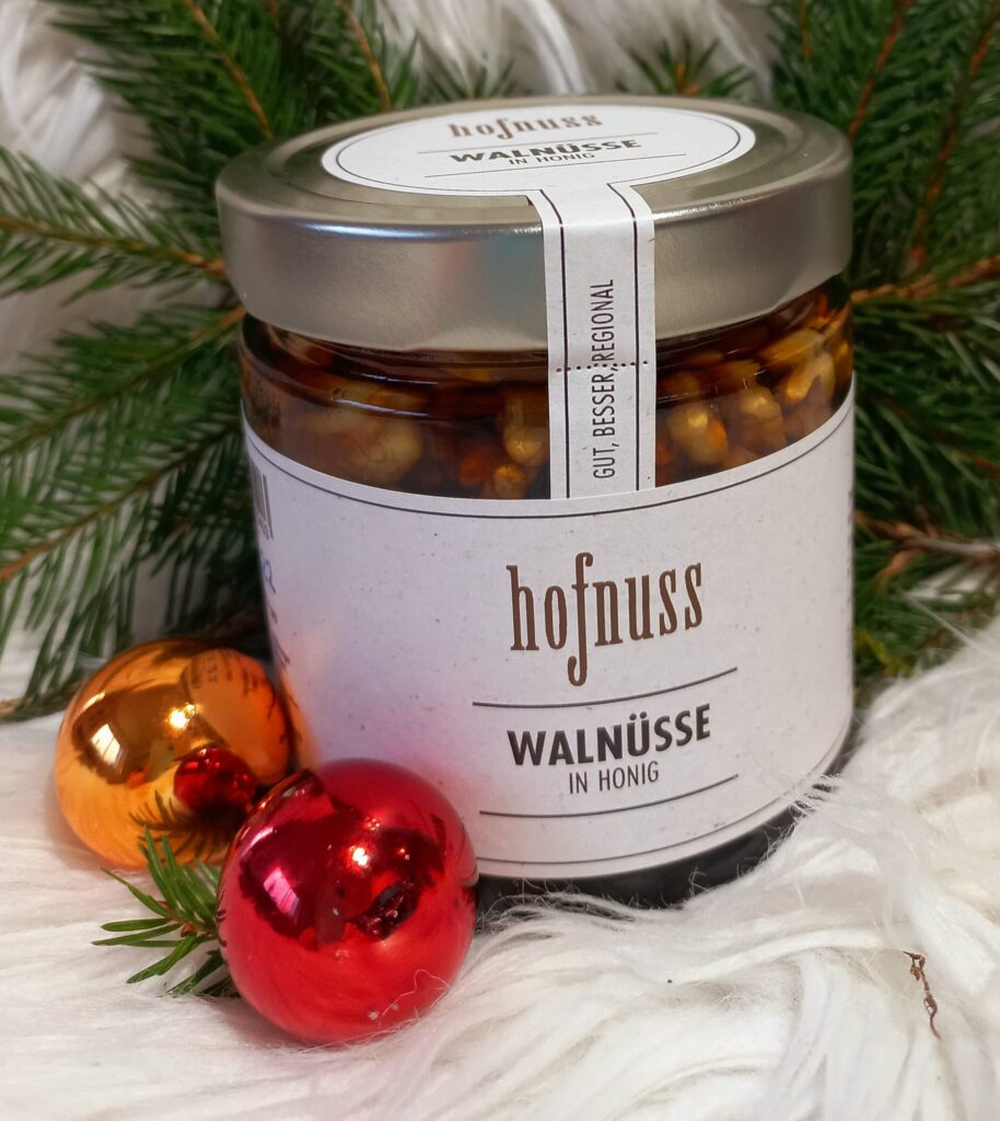 Walnüsse, Honig, Weihnachtsdeko